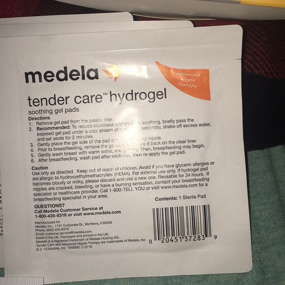 Medela nursing accessories (selling as a bundle) - Picture 4 of 5
